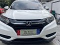 Selling Pearl White Honda Hr-V 2015 in Makati-9