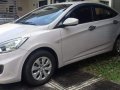 Pearl White Hyundai Accent 2015 for sale in Caloocan-1