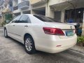 Pearl White Toyota Camry 2010 for sale in Quezon City-5