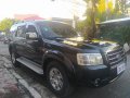 Black Ford Everest 2008 for sale -7