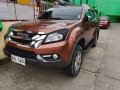 Selling Brown Isuzu MU-X 2016 in San Fernando-9