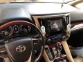 White Toyota Alphard 2018 for sale -0