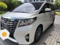 White Toyota Alphard 2018 for sale -9