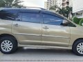 Selling Grey Toyota Innova 2012 in Makati-6