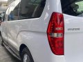 White Hyundai Grand Starex 2015 for sale in Automatic-3