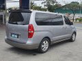 Selling Silver Hyundai Grand Starex 2014 in Quezon-2