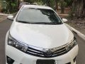 Pearl White Toyota Corolla Altis 2014 for sale in Pasay -6