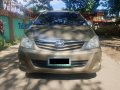 Selling Brown Toyota Innova 2011 in Cebu-8
