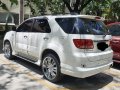 Selling Pearl White Toyota Fortuner 2007 in Quezon-1