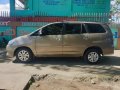 Selling Brown Toyota Innova 2011 in Cebu-7