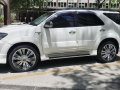 Selling Pearl White Toyota Fortuner 2007 in Quezon-0