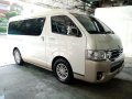 Selling White Toyota Hiace 2018 in Quezon-0