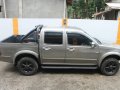 Silver Isuzu D-Max 2005 for sale in Lemery-2