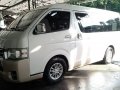 Selling White Toyota Hiace 2018 in Quezon-8