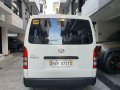 Selling White Toyota Hiace 2018 in Quezon City-4