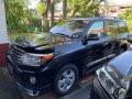 Sell Black 2014 Toyota Land Cruiser in Quezon City-2