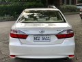 Selling Pearl White Toyota Camry 2017 in Las Piñas-7