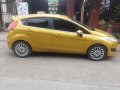 Selling Yellow Ford Fiesta 2015 in Muñoz-3
