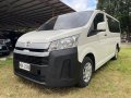 Selling Pearl White Toyota Hiace 2019 in Pasig-2