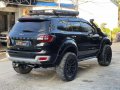 Selling Black Ford Everest 2016 in Quezon-5
