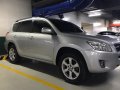 Silver Toyota RAV4 2009 for sale in Quezon-6