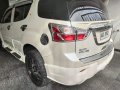 White Isuzu Mu-X 2015 for sale in Manual-5