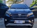 Selling Black Toyota Rush 2021 in Las Piñas-9