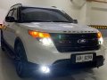 Selling White Ford Explorer 2015 in Muntinlupa-0