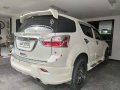 White Isuzu Mu-X 2015 for sale in Manual-6