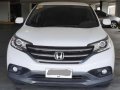 Sell Pearl White 2015 Honda Cr-V in Mandaluyong-2