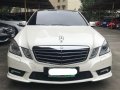 Pearl White Mercedes-Benz E350 2011 for sale in Pasig -8