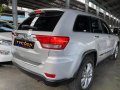 Selling Silver Jeep Grand Cherokee 2011in Pasig-3