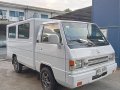 Selling White Mitsubishi L300 2016 in Quezon -6