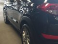 Selling Black Hyundai Tucson 2016 in Quezon City-5