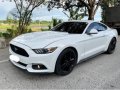 White Ford Mustang 2018 for sale in Automatic-4