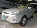 Silver Hyundai Tucson 2012 for sale in Automatic-8