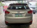 Silver Hyundai Tucson 2012 for sale in Automatic-6
