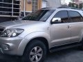 Brightsilver Toyota Fortuner 2009 for sale in Valenzuela-2