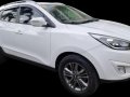 Selling Pearl White Hyundai Tucson 2015 in Manila-7