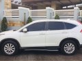 Sell Pearl White 2015 Honda Cr-V in Quezon City-5