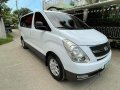 Selling Pearl White Hyundai Starex 2008 in Talisay-9