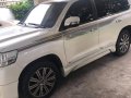 Selling Pearl White Toyota Land Cruiser 2018 in Quezon-5