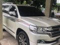 Selling Pearl White Toyota Land Cruiser 2018 in Quezon-8