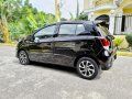 Rush for sale Selling Black 2018 Toyota Wigo Hatchback affordable price 1.0l g e 2017-4