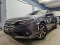 Selling Grey Honda Civic 2017 in Manila-7