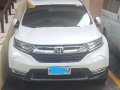 Selling Pearl White Honda Cr-V 2018 in Pateros-5