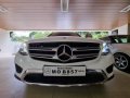 Selling White Mercedes-Benz GLC200 2018 in Santa Maria-4