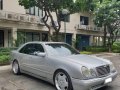 Selling Brightsilver Mercedes-Benz E-Class 1996 in Pasig-7