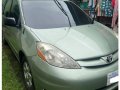 Sell Silver 2010 Toyota Sienna in Quezon City-0