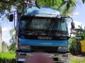 Selling Blue Isuzu Forward 2004 in San Pedro-4